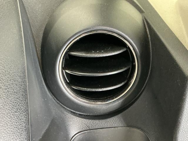 フィット RS CD ETC 16インチアルミホイール 運転席エアバック キ-レス AAC PW ABS パワーステ スマートキーシステム 両席エアバック(42枚目)