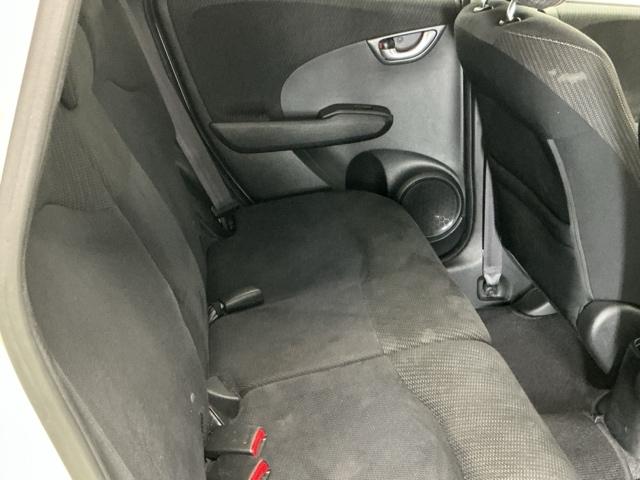 フィット RS CD ETC 16インチアルミホイール 運転席エアバック キ-レス AAC PW ABS パワーステ スマートキーシステム 両席エアバック(46枚目)