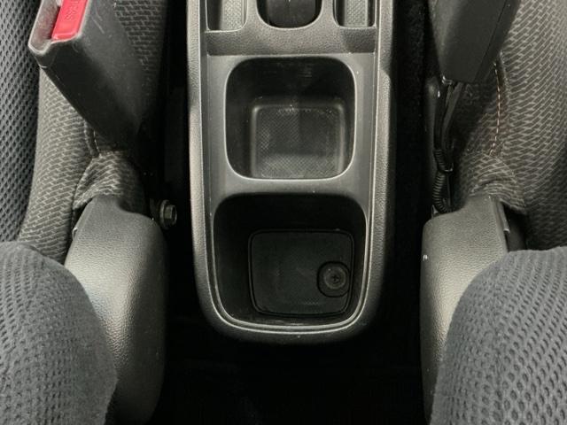 フィット RS CD ETC 16インチアルミホイール 運転席エアバック キ-レス AAC PW ABS パワーステ スマートキーシステム 両席エアバック(57枚目)