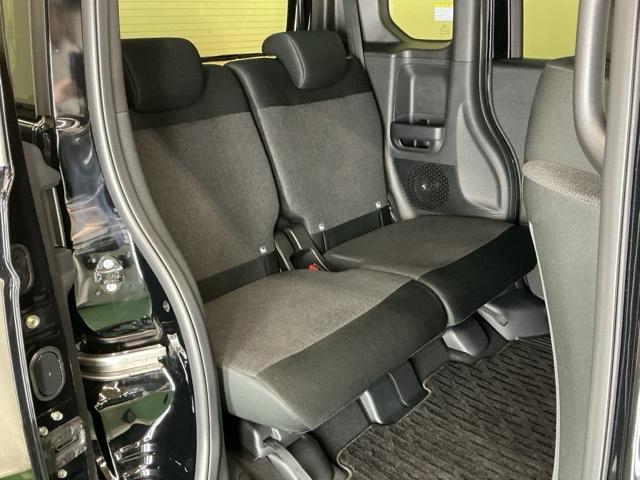 N-BOXカスタム ベースグレード ドラレコ ナビ Rカメラ ブルートゥース USB接続 CMBS Dレコ ベンチシート オートエアコン スマートキ LED 盗難防止装置 クルコン ETC バックカメラ フルセグTV パワーステアリング(25枚目)