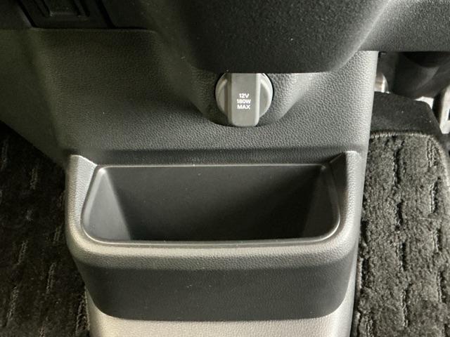 N-BOXカスタム ベースグレード ドラレコ ナビ Rカメラ ブルートゥース USB接続 CMBS Dレコ ベンチシート オートエアコン スマートキ LED 盗難防止装置 クルコン ETC バックカメラ フルセグTV パワーステアリング(54枚目)