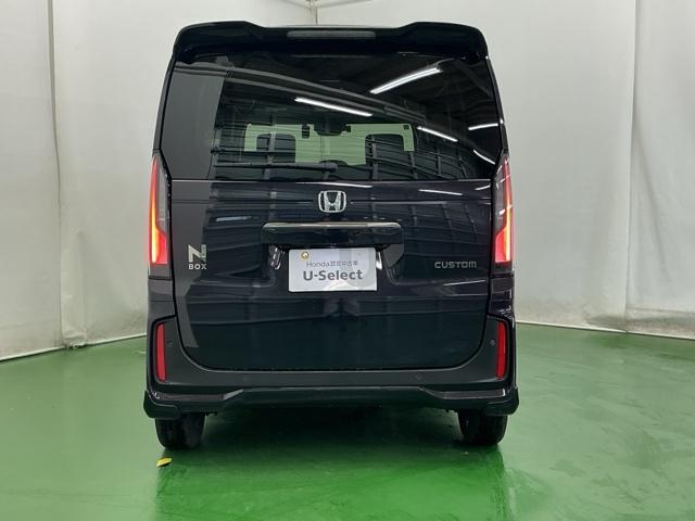 N-BOXカスタム コーディネートスタイル ドラレコ ナビ Rカメラ ブルートゥース オートクルーズ フルセグ対応 W電動ドア シートヒータ LED ESC リアカメラ ETC 整備記録簿 ソナー ベンチシート DVD アイドリングストップ(9枚目)