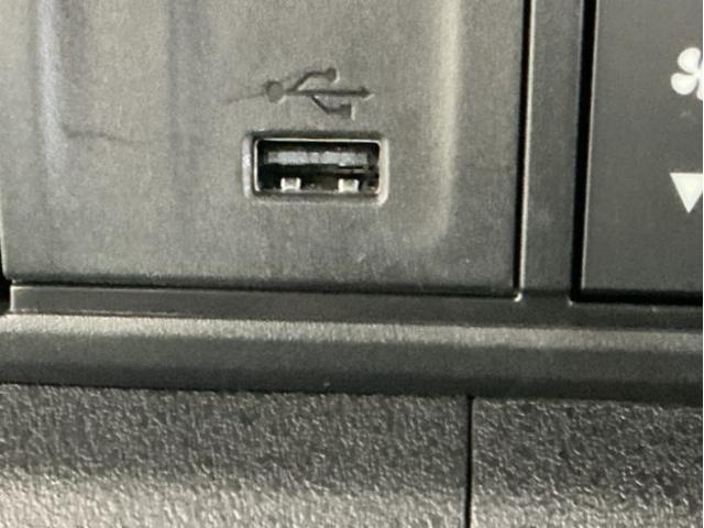 N-BOXカスタム コーディネートスタイル ドラレコ ナビ Rカメラ ブルートゥース オートクルーズ フルセグ対応 W電動ドア シートヒータ LED ESC リアカメラ ETC 整備記録簿 ソナー ベンチシート DVD アイドリングストップ(21枚目)