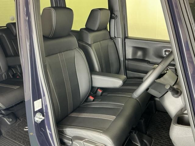 N-BOXカスタム コーディネートスタイル ドラレコ ナビ Rカメラ ブルートゥース オートクルーズ フルセグ対応 W電動ドア シートヒータ LED ESC リアカメラ ETC 整備記録簿 ソナー ベンチシート DVD アイドリングストップ(24枚目)