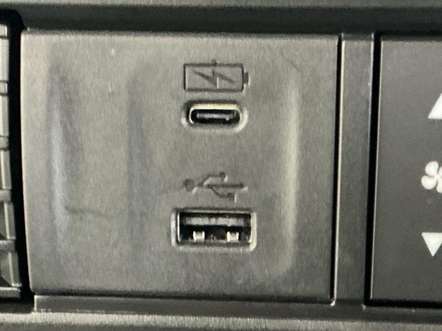 N-BOXカスタム コーディネートスタイル ドラレコ ナビ Rカメラ ブルートゥース オートクルーズ フルセグ対応 W電動ドア シートヒータ LED ESC リアカメラ ETC 整備記録簿 ソナー ベンチシート DVD アイドリングストップ(58枚目)