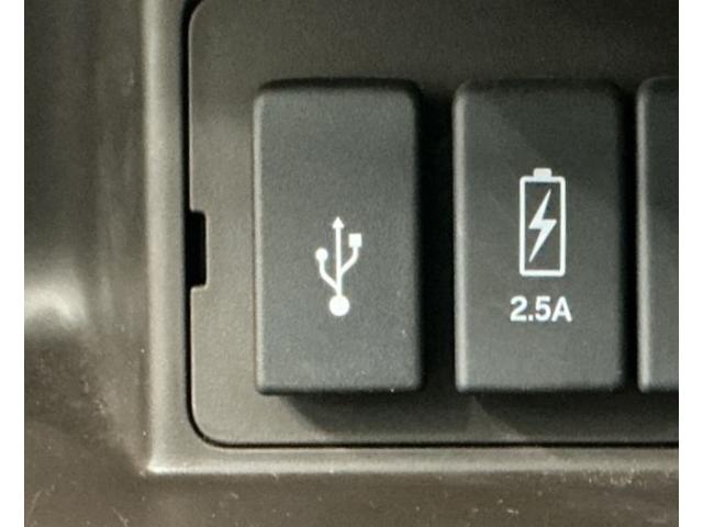 N-BOX L ナビ Rカメラ ブルートゥース CD 衝突回避支援ブレーキ I-STOP クリソナ PW パワステ Sヒーター スマ-トキ- Bカメ 横滑り防止 整備記録簿 LEDライト エアコン付き Wエアバック(18枚目)