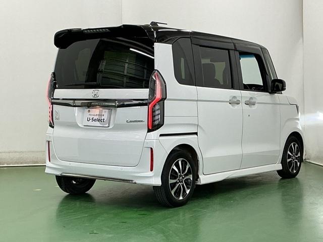 N-BOXカスタム L ナビ Rカメラ ブルートゥース フルセグTV 両席電動スライドドア Pソナー サイドエアバッグ Aストップ シートヒータ ベンチシート 点検記録簿 キーフリーシステム LEDライト リアカメ AC(9枚目)