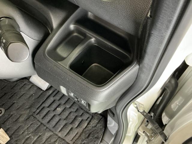 N-BOXカスタム L ナビ Rカメラ ブルートゥース フルセグTV 両席電動スライドドア Pソナー サイドエアバッグ Aストップ シートヒータ ベンチシート 点検記録簿 キーフリーシステム LEDライト リアカメ AC(19枚目)