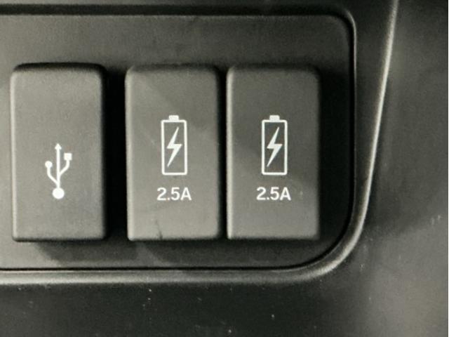 N-BOXカスタム L ナビ Rカメラ ブルートゥース フルセグTV 両席電動スライドドア Pソナー サイドエアバッグ Aストップ シートヒータ ベンチシート 点検記録簿 キーフリーシステム LEDライト リアカメ AC(21枚目)