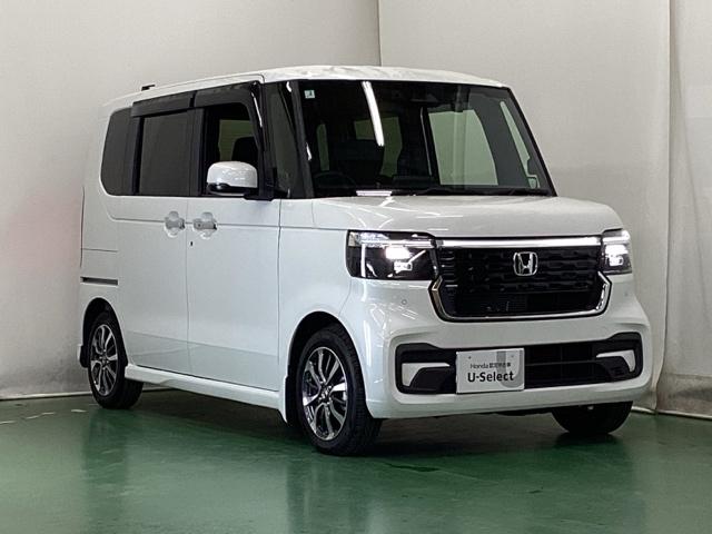 Ｎ－ＢＯＸカスタム ベースグレード　ドラレコ　ナビ　Ｒカメラ　ブルートゥース　ＵＳＢ接続　ＣＭＢＳ　Ｄレコ　ベンチシート　オートエアコン　スマートキ　ＬＥＤ　盗難防止装置　クルコン　ＥＴＣ　バックカメラ　フルセグＴＶ　パワーステアリング（7枚目）