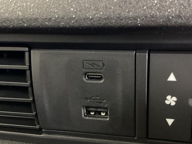 Ｎ－ＢＯＸカスタム ベースグレード　ドラレコ　ナビ　Ｒカメラ　ブルートゥース　ＵＳＢ接続　ＣＭＢＳ　Ｄレコ　ベンチシート　オートエアコン　スマートキ　ＬＥＤ　盗難防止装置　クルコン　ＥＴＣ　バックカメラ　フルセグＴＶ　パワーステアリング（20枚目）