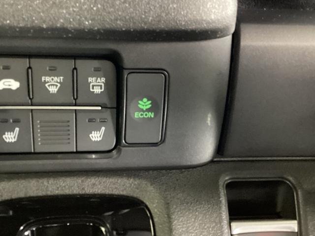 Ｎ－ＢＯＸカスタム ベースグレード　ドラレコ　ナビ　Ｒカメラ　ブルートゥース　ＵＳＢ接続　ＣＭＢＳ　Ｄレコ　ベンチシート　オートエアコン　スマートキ　ＬＥＤ　盗難防止装置　クルコン　ＥＴＣ　バックカメラ　フルセグＴＶ　パワーステアリング（29枚目）