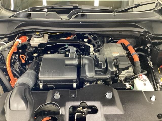 ヴェゼル ｅ：ＨＥＶＸ　ナビ　Ｒカメラ　ブルートゥース　フルセグＴＶ　前後障害物センサー　ＡＡＣ　イモビライザー　スマ－トキ－　誤発進抑制　ＰＷ　リアカメラ　クルコン　ＥＳＣ　ＥＴＣ装備　キーフリー　ＬＥＤヘッドランプ　ＰＳ（28枚目）