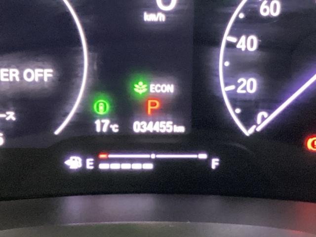 ヴェゼル ｅ：ＨＥＶＸ　ナビ　Ｒカメラ　ブルートゥース　フルセグＴＶ　前後障害物センサー　ＡＡＣ　イモビライザー　スマ－トキ－　誤発進抑制　ＰＷ　リアカメラ　クルコン　ＥＳＣ　ＥＴＣ装備　キーフリー　ＬＥＤヘッドランプ　ＰＳ（30枚目）