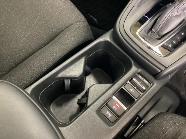 ヴェゼル ｅ：ＨＥＶＸ　ナビ　Ｒカメラ　ブルートゥース　フルセグＴＶ　前後障害物センサー　ＡＡＣ　イモビライザー　スマ－トキ－　誤発進抑制　ＰＷ　リアカメラ　クルコン　ＥＳＣ　ＥＴＣ装備　キーフリー　ＬＥＤヘッドランプ　ＰＳ（51枚目）