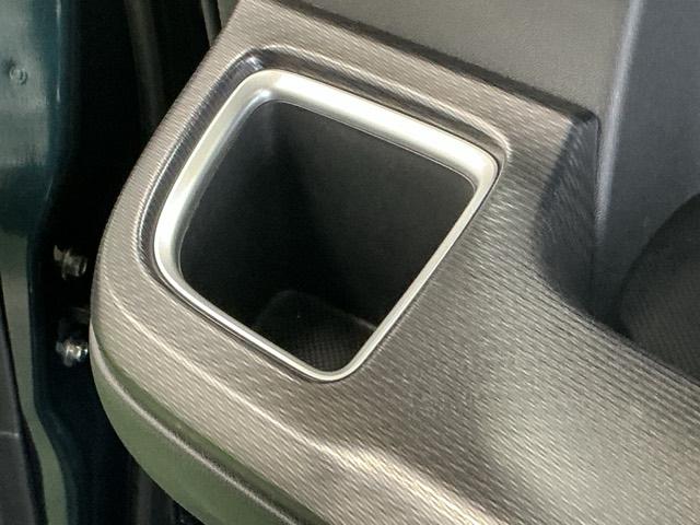 ステップワゴンスパーダ スパーダハイブリッドＧホンダセンシング　ドラレコ　ナビ　Ｒカメラ　ブルートゥース　ＣＭＢＳ　リヤカメラ　スマキー　Ａストップ　ＥＳＣ　ＵＳＢ入力　両側自動ドア　オートエアコン　カーテンエアバッグ　ＬＥＤヘッドライト　クルーズコントロール（50枚目）