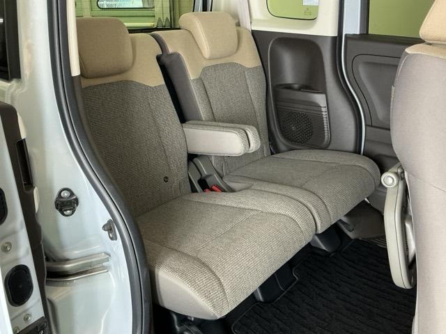 �t���b�g�ȏ��ƕG���⓪��X�y�[�X�ȂǏ\���ȍL��������܂�