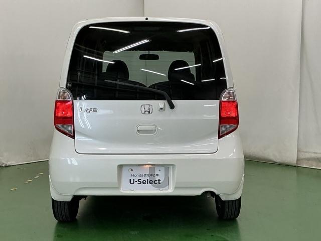 ライフ Ｇ　バックモニター＋ＡＭ／ＦＭチューナー付ＣＤプレーヤー　両席エアバッグ　キーレス付き　Ｒカメ　ベンチ　前席パワーウィンドウ　運転席エアバック　ＡＢＳ　パワーステアリング　オートエアコン（9枚目）