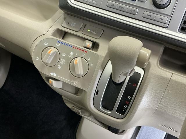ライフ Ｇ　バックモニター＋ＡＭ／ＦＭチューナー付ＣＤプレーヤー　両席エアバッグ　キーレス付き　Ｒカメ　ベンチ　前席パワーウィンドウ　運転席エアバック　ＡＢＳ　パワーステアリング　オートエアコン（14枚目）