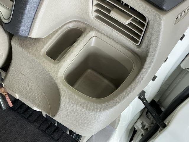 ライフ Ｇ　バックモニター＋ＡＭ／ＦＭチューナー付ＣＤプレーヤー　両席エアバッグ　キーレス付き　Ｒカメ　ベンチ　前席パワーウィンドウ　運転席エアバック　ＡＢＳ　パワーステアリング　オートエアコン（15枚目）