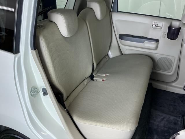 ライフ Ｇ　バックモニター＋ＡＭ／ＦＭチューナー付ＣＤプレーヤー　両席エアバッグ　キーレス付き　Ｒカメ　ベンチ　前席パワーウィンドウ　運転席エアバック　ＡＢＳ　パワーステアリング　オートエアコン（17枚目）
