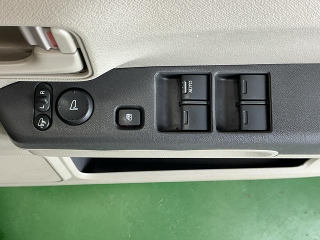 ライフ Ｇ　バックモニター＋ＡＭ／ＦＭチューナー付ＣＤプレーヤー　両席エアバッグ　キーレス付き　Ｒカメ　ベンチ　前席パワーウィンドウ　運転席エアバック　ＡＢＳ　パワーステアリング　オートエアコン（46枚目）