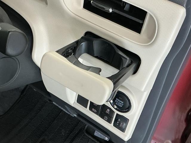 ムーヴキャンバス ＸブラックインテリアリミテッドＳＡＩＩＩ　ナビ　Ｒカメラ　ブルートゥース　フルセグ　セキュリティアラーム　地デジ　サイドエアバック　横滑り防止装置　オートエアコン　両側パワースライドドア　ベンチシート　アイドリングストップ　キーフリー　ＡＢＳ（15枚目）