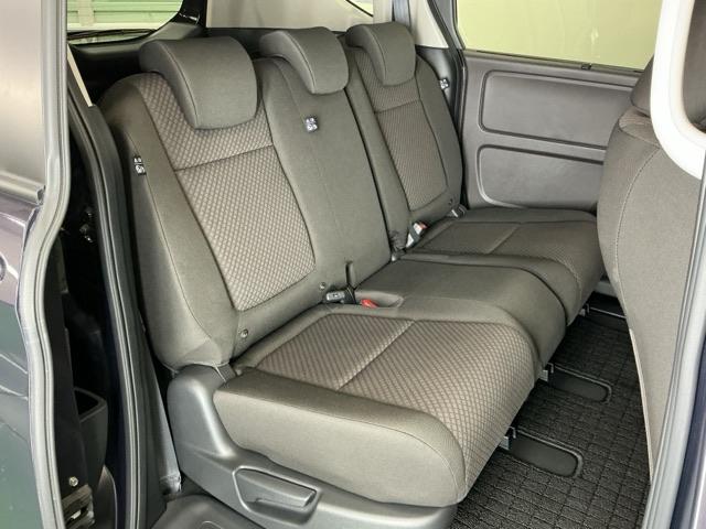 �t���b�g�ȏ��ƕG���⓪��X�y�[�X�ȂǏ\���ȍL��������܂�