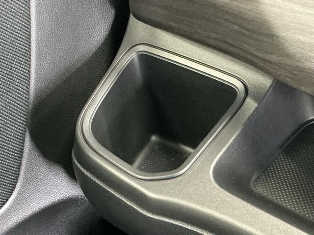 フリードハイブリッド ハイブリッド・Ｇブラックスタイル　ドラレコ　ナビ　Ｒカメラ　ブルートゥース　Ｗ電動ドア　衝突軽減ブレーキ　オートクルーズコントロール　ドライブレコーダー　シートヒータ　盗難防止装置　キーフリー　３列シート　ＬＥＤヘッドランプ　フルセグ（52枚目）