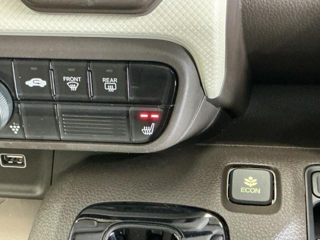 Ｎ－ＷＧＮ Ｌホンダセンシング　ドラレコ　Ｒカメラ　ＣＤ　ＴＶ　ＥＴＣ　Ｂモニタ　誤発進抑制　シートヒータ　オートライト　横滑り防止機能　ＵＳＢポート　パーキングセンサー　セキュリティアラーム　キーフリー　スマートキー　記録簿（16枚目）