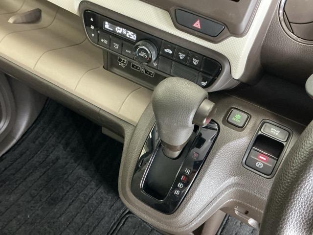 Ｎ－ＷＧＮ Ｌホンダセンシング　ドラレコ　Ｒカメラ　ＣＤ　ＴＶ　ＥＴＣ　Ｂモニタ　誤発進抑制　シートヒータ　オートライト　横滑り防止機能　ＵＳＢポート　パーキングセンサー　セキュリティアラーム　キーフリー　スマートキー　記録簿（19枚目）