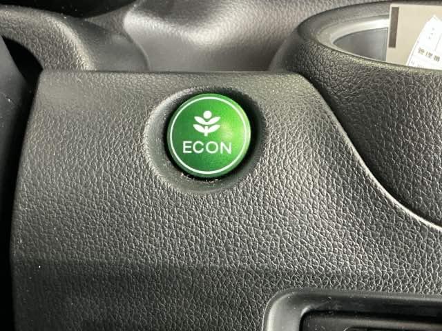 Ｎ－ＢＯＸカスタム Ｇ・Ａパッケージ　ナビ　Ｒカメラ　ブルートゥース　フルセグ　追突被害軽減ブレーキ　ｉストップ　サイドＳＲＳ　両側電動ドア　運転席エアバッグ　横滑り防止装置付き　地デジ　パワーウインドウ　ＤＶＤ　キーレス　記録簿有り（23枚目）