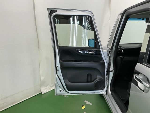 Ｎ－ＢＯＸカスタム Ｇ・Ａパッケージ　ナビ　Ｒカメラ　ブルートゥース　フルセグ　追突被害軽減ブレーキ　ｉストップ　サイドＳＲＳ　両側電動ドア　運転席エアバッグ　横滑り防止装置付き　地デジ　パワーウインドウ　ＤＶＤ　キーレス　記録簿有り（48枚目）
