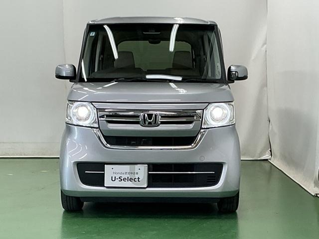 �k�d�c�w�b�h���C�g�𑕔����Ă��܂��B�k�d�c�w�b�h���C�g�͂ƂĂ����邭�A�J�̓����ԑ��s�����S�E���S�ł��B�I�[�g���C�g�R���g���[���t���Ŏ��̖͂��邳�ɉ����Ď����œ_���E�������܂�