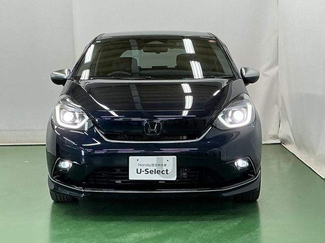 �k�d�c�w�b�h���C�g�𑕔����Ă��܂��B�k�d�c�w�b�h���C�g�͂ƂĂ����邭�A�J�̓����ԑ��s�����S�E���S�ł��B�I�[�g���C�g�R���g���[���t���Ŏ��̖͂��邳�ɉ����Ď����œ_���E�������܂�