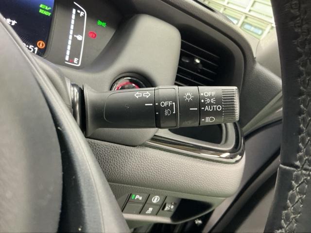 �I�[�g���C�g�R���g���[���̓��C�g�̂��Y�������Y���h�~�B�����Α��s�ɂ�鎖�̂𖢑R�ɖh���܂�