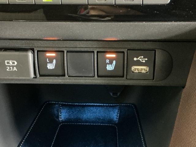 ヤリスクロス ハイブリッドＺ　ナビ　Ｒカメラ　ブルートゥース　フルセグ　インテリジェントキー　シ－トヒ－タ－　クリソナ　ＵＳＢ　ＬＥＤライト　リアカメラ　クルーズコントロール　整備記録簿　横滑り防止システム　電動シ－ト　パワステ（14枚目）