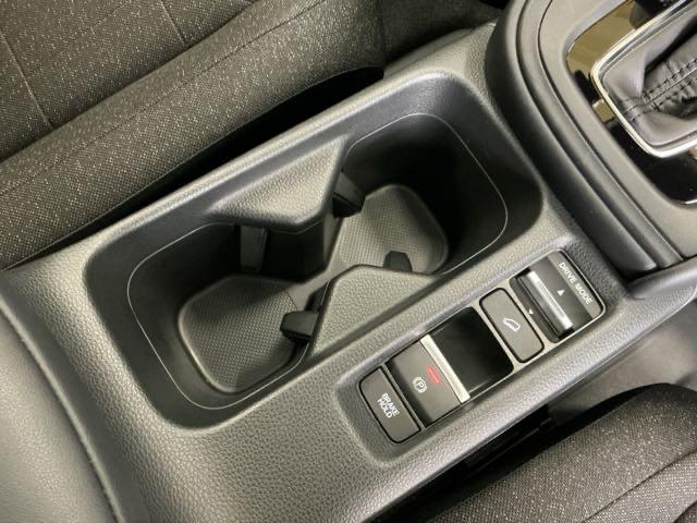 ヴェゼル ｅ：ＨＥＶＸ　ドラレコ　ナビ　Ｒカメラ　ブルートゥース　前後障害物センサー　ＡＡＣ　イモビライザー　スマ－トキ－　誤発進抑制　ＰＷ　リアカメラ　クルコン　ＥＳＣ　ＥＴＣ装備　キーフリー　ＬＥＤヘッドランプ　ＡＢＳ（18枚目）