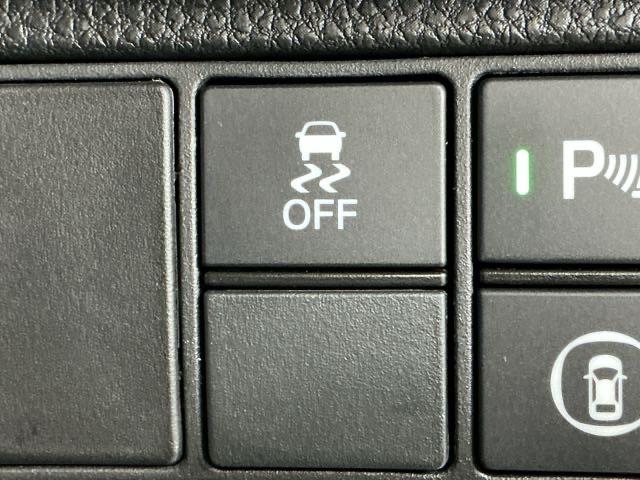 ヴェゼル ｅ：ＨＥＶＸ　ドラレコ　ナビ　Ｒカメラ　ブルートゥース　前後障害物センサー　ＡＡＣ　イモビライザー　スマ－トキ－　誤発進抑制　ＰＷ　リアカメラ　クルコン　ＥＳＣ　ＥＴＣ装備　キーフリー　ＬＥＤヘッドランプ　ＡＢＳ（28枚目）