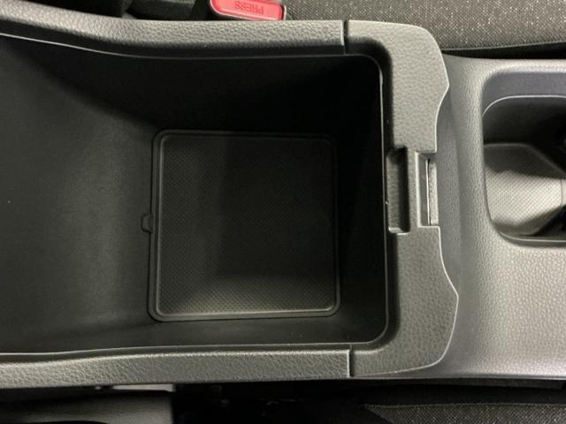 ヴェゼル ｅ：ＨＥＶＸ　ドラレコ　ナビ　Ｒカメラ　ブルートゥース　前後障害物センサー　ＡＡＣ　イモビライザー　スマ－トキ－　誤発進抑制　ＰＷ　リアカメラ　クルコン　ＥＳＣ　ＥＴＣ装備　キーフリー　ＬＥＤヘッドランプ　ＡＢＳ（55枚目）