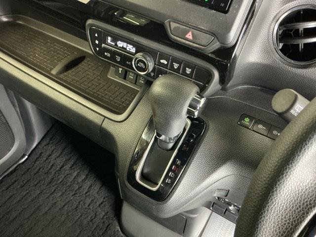 Ｎ－ＢＯＸカスタム Ｌ　ドラレコ　ナビ　Ｒカメラ　ブルートゥース　両席電動スライドドア　Ｐソナー　サイドエアバッグ　Ａストップ　シートヒータ　ベンチシート　点検記録簿　キーフリーシステム　ＬＥＤライト　リアカメ　ＡＣ　ＥＴＣ（18枚目）