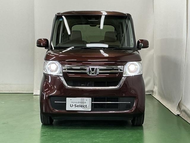 �k�d�c�w�b�h���C�g�𑕔����Ă��܂��B�k�d�c�w�b�h���C�g�͂ƂĂ����邭�A�J�̓����ԑ��s�����S�E���S�ł��B�I�[�g���C�g�R���g���[���t���Ŏ��̖͂��邳�ɉ����Ď����œ_���E�������܂�