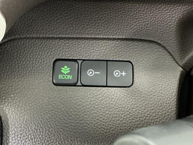 �d�b�n�m�X�C�b�`����ŔR��ǂ��Ȃ�悤�G�A�R����G���W���Ȃǂ𑍍��I�ɐ��䂵�܂�