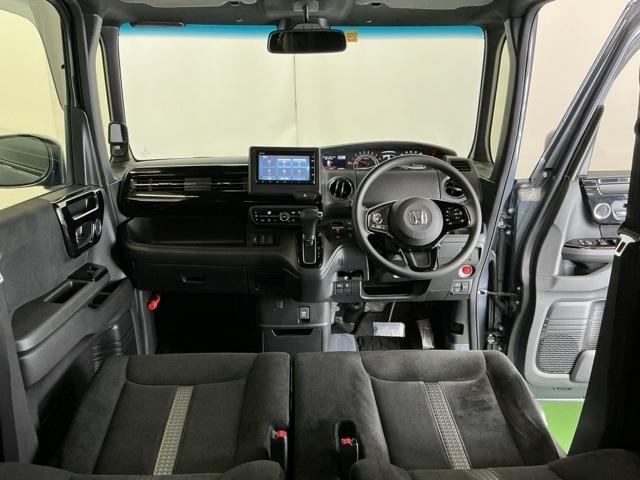 Ｎ－ＢＯＸカスタム Ｌ　ナビ　Ｒカメラ　ブルートゥース　ＣＤ　Ｐソナー　サイドエアバッグ　Ａストップ　シートヒータ　ベンチシート　点検記録簿　キーフリーシステム　ＬＥＤライト　リアカメ　クルーズコントロール　ＡＣ　スマキー（2枚目）