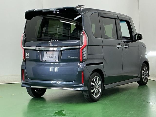 Ｎ－ＢＯＸカスタム Ｌ　ナビ　Ｒカメラ　ブルートゥース　ＣＤ　Ｐソナー　サイドエアバッグ　Ａストップ　シートヒータ　ベンチシート　点検記録簿　キーフリーシステム　ＬＥＤライト　リアカメ　クルーズコントロール　ＡＣ　スマキー（8枚目）