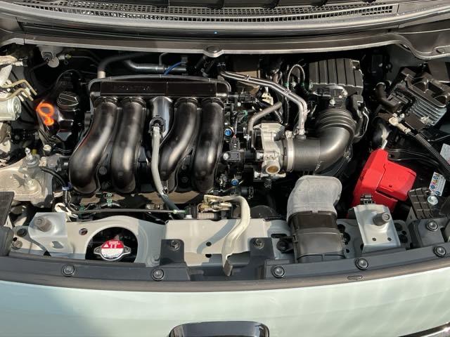 �G���W�����[�������ꂢ�ɃN���[�j���O���Ă��܂��A���ꂢ�ȃG���W�������炱�����J�ȃ����e�i���X���s���͂��܂�