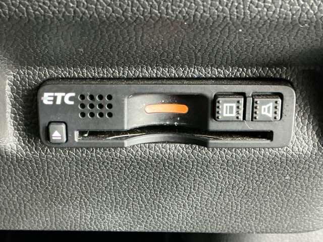フリード＋ハイブリッド ハイブリッドＥＸ　ドラレコ　ナビ　Ｒカメラ　ブルートゥース　アクティブクルーズコントロール　サイドカーテンエアバック　前席シートヒーター　ＥＴＣ車載器　セキュリティアラーム　フルセグＴＶ　Ｂカメラ　オートエアコン（15枚目）