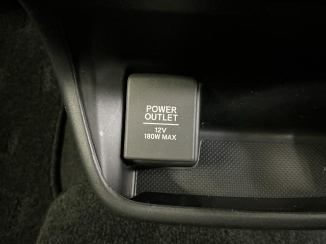 フリード＋ハイブリッド ハイブリッドＥＸ　ドラレコ　ナビ　Ｒカメラ　ブルートゥース　アクティブクルーズコントロール　サイドカーテンエアバック　前席シートヒーター　ＥＴＣ車載器　セキュリティアラーム　フルセグＴＶ　Ｂカメラ　オートエアコン（52枚目）