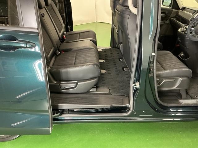 フリード＋ハイブリッド ハイブリッドＥＸ　ドラレコ　ナビ　Ｒカメラ　ブルートゥース　アクティブクルーズコントロール　サイドカーテンエアバック　前席シートヒーター　ＥＴＣ車載器　セキュリティアラーム　フルセグＴＶ　Ｂカメラ　オートエアコン（59枚目）