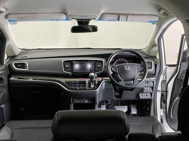 オデッセイ アブソルート・Xホンダセンシングアドバンスドパッケジ ナビ Rカメラ ブルートゥース フルセグ 電動シート 横滑り防止装置 エアバッグ エアコン USBポート 衝突軽減システム LEDランプ Pアシスト 3列シート スマキー クルコン ABS ETC付(3枚目)